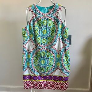 NWT London Times Medallion Shift Dress
